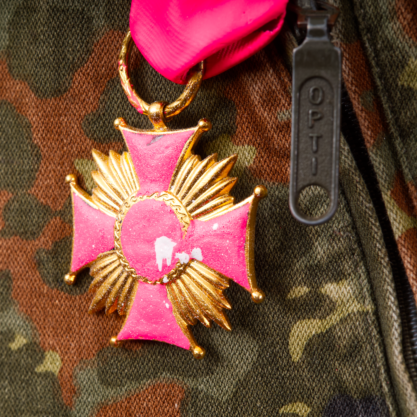 Uniforms (Tetraptychon) - Have I won?