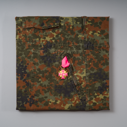 Uniforms (Tetraptychon) - Have I won?