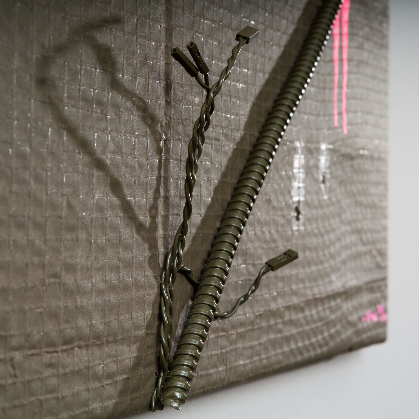 Don't Swallow (Tetraptychon) - From afar